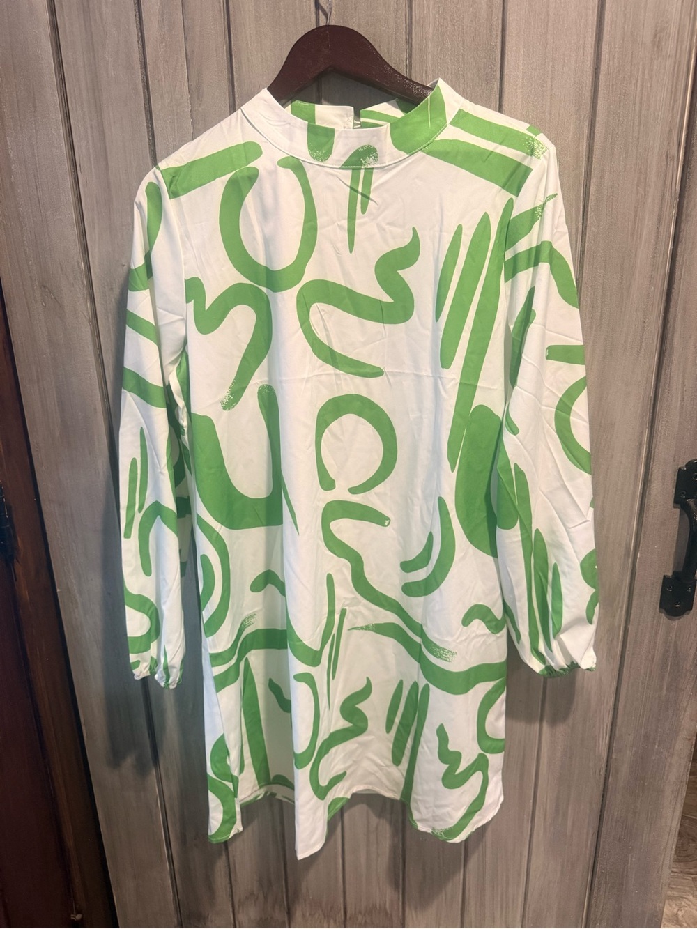 DRESS White, with abstract green, ladies L